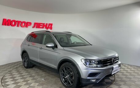 Volkswagen Tiguan II, 2019 год, 2 580 000 рублей, 3 фотография
