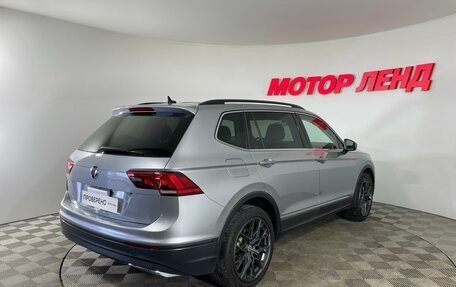 Volkswagen Tiguan II, 2019 год, 2 580 000 рублей, 4 фотография