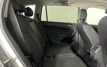 Volkswagen Tiguan II, 2019 год, 2 580 000 рублей, 32 фотография