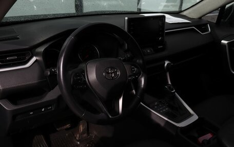 Toyota RAV4, 2020 год, 3 749 000 рублей, 9 фотография