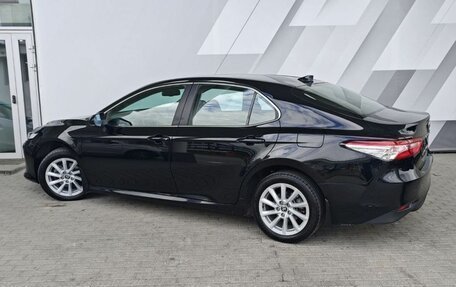Toyota Camry, 2021 год, 2 960 000 рублей, 6 фотография