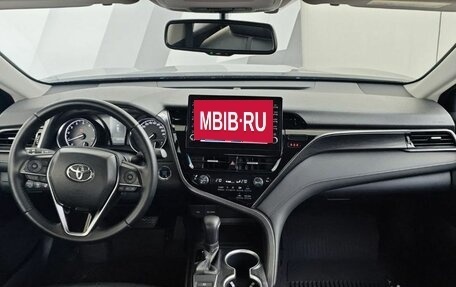 Toyota Camry, 2021 год, 2 960 000 рублей, 14 фотография