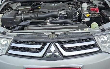 Mitsubishi Pajero Sport II рестайлинг, 2015 год, 3 170 000 рублей, 4 фотография
