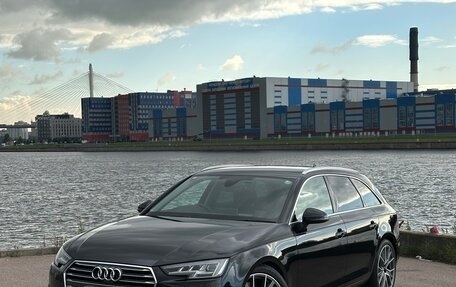 Audi A4, 2018 год, 2 300 000 рублей, 1 фотография
