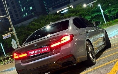 BMW 5 серия, 2021 год, 2 550 000 рублей, 14 фотография