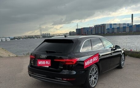 Audi A4, 2018 год, 2 300 000 рублей, 21 фотография