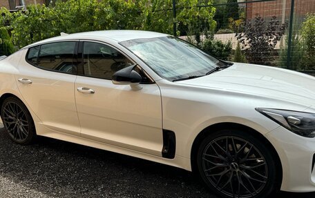 KIA Stinger I, 2018 год, 2 550 000 рублей, 2 фотография
