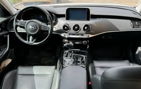 KIA Stinger I, 2018 год, 2 550 000 рублей, 6 фотография