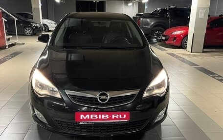 Opel Astra J, 2011 год, 780 000 рублей, 3 фотография