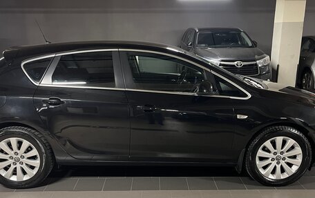 Opel Astra J, 2011 год, 780 000 рублей, 9 фотография