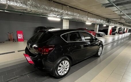 Opel Astra J, 2011 год, 780 000 рублей, 4 фотография