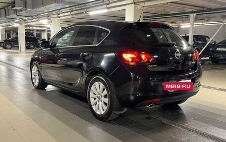 Opel Astra J, 2011 год, 780 000 рублей, 21 фотография