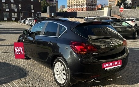 Opel Astra J, 2011 год, 780 000 рублей, 26 фотография