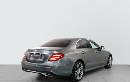 Mercedes-Benz E-Класс, 2019 год, 4 140 000 рублей, 4 фотография