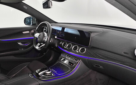 Mercedes-Benz E-Класс, 2019 год, 4 140 000 рублей, 9 фотография