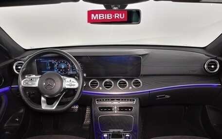 Mercedes-Benz E-Класс, 2019 год, 4 140 000 рублей, 11 фотография