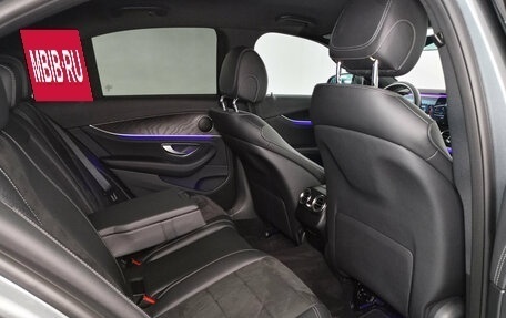 Mercedes-Benz E-Класс, 2019 год, 4 140 000 рублей, 10 фотография