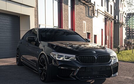 BMW 5 серия, 2017 год, 2 850 000 рублей, 1 фотография
