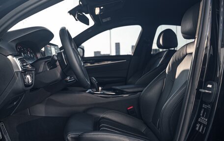 BMW 5 серия, 2017 год, 2 850 000 рублей, 11 фотография