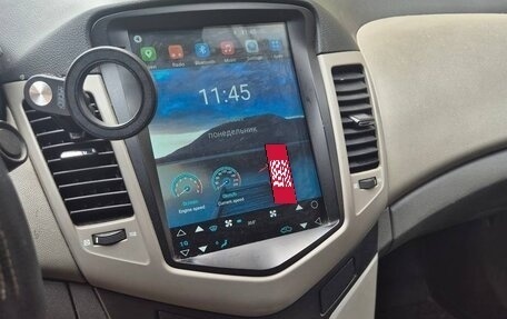 Chevrolet Cruze II, 2010 год, 600 000 рублей, 6 фотография