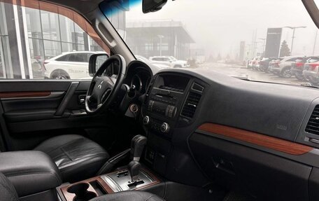 Mitsubishi Pajero IV, 2007 год, 1 170 000 рублей, 6 фотография