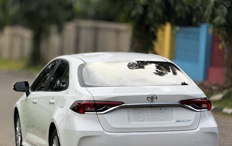 Toyota Corolla, 2022 год, 1 640 000 рублей, 5 фотография