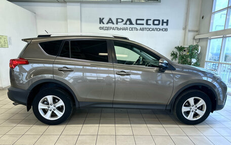 Toyota RAV4, 2014 год, 1 550 000 рублей, 6 фотография