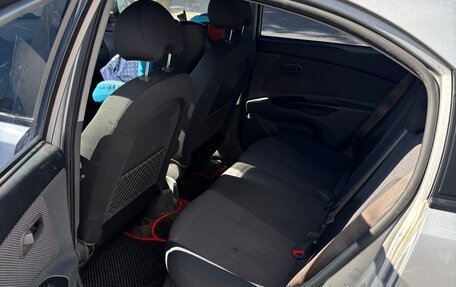 KIA Rio II, 2011 год, 400 000 рублей, 6 фотография