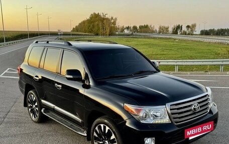 Toyota Land Cruiser 200, 2012 год, 3 000 000 рублей, 7 фотография