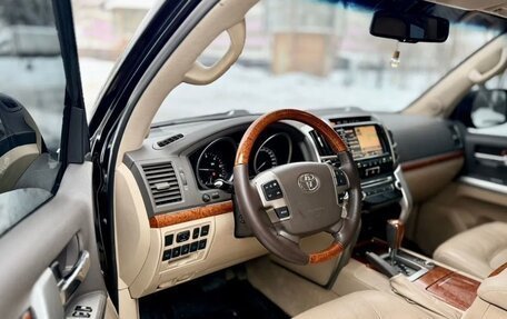 Toyota Land Cruiser 200, 2012 год, 3 000 000 рублей, 9 фотография