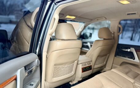 Toyota Land Cruiser 200, 2012 год, 3 000 000 рублей, 10 фотография