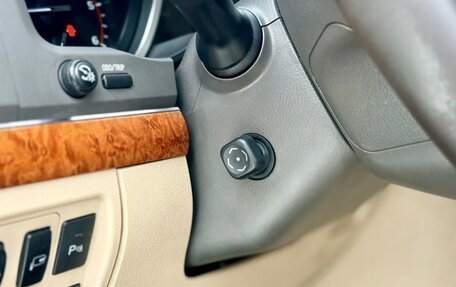 Toyota Land Cruiser 200, 2012 год, 3 000 000 рублей, 21 фотография