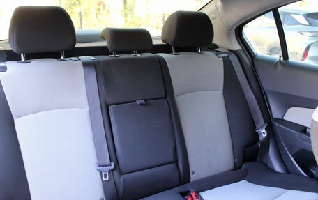 Chevrolet Cruze II, 2013 год, 670 000 рублей, 10 фотография