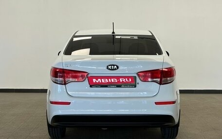 KIA Rio III рестайлинг, 2015 год, 999 000 рублей, 7 фотография