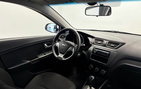 KIA Rio III рестайлинг, 2015 год, 999 000 рублей, 27 фотография