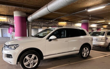 Volkswagen Touareg III, 2014 год, 2 600 000 рублей, 3 фотография