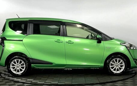 Toyota Sienta II, 2018 год, 1 390 000 рублей, 2 фотография