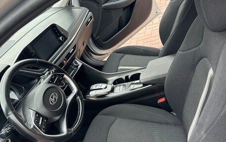 Hyundai Sonata VIII, 2020 год, 1 600 000 рублей, 7 фотография