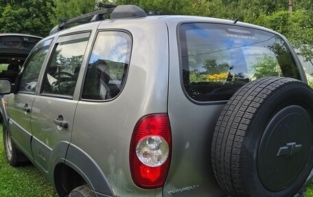 Chevrolet Niva I рестайлинг, 2010 год, 270 000 рублей, 6 фотография