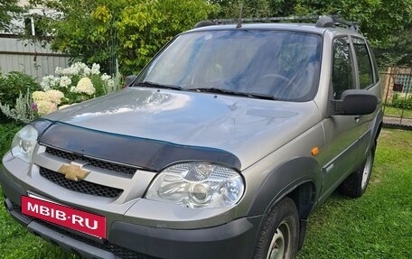 Chevrolet Niva I рестайлинг, 2010 год, 270 000 рублей, 2 фотография