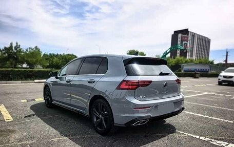 Volkswagen Golf VIII, 2022 год, 2 490 000 рублей, 3 фотография
