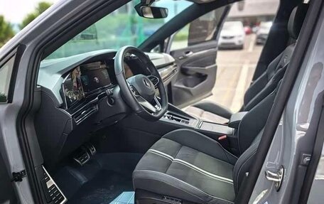 Volkswagen Golf VIII, 2022 год, 2 490 000 рублей, 5 фотография