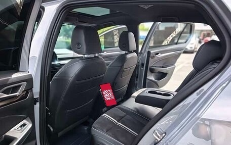 Volkswagen Golf VIII, 2022 год, 2 490 000 рублей, 4 фотография