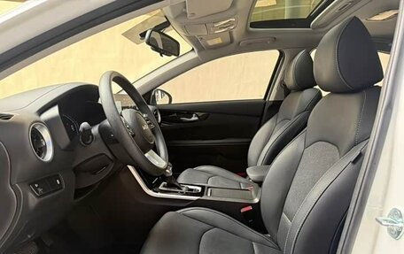 KIA K3, 2022 год, 1 650 000 рублей, 12 фотография