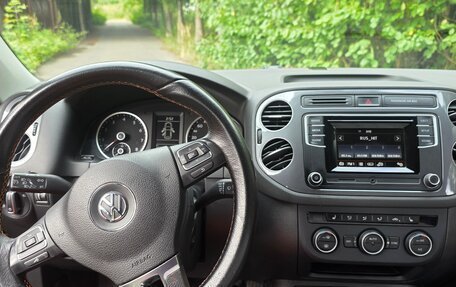 Volkswagen Tiguan I, 2016 год, 1 800 000 рублей, 6 фотография