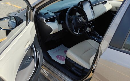 Toyota Corolla, 2022 год, 2 400 000 рублей, 7 фотография