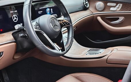 Mercedes-Benz E-Класс, 2022 год, 4 370 000 рублей, 7 фотография