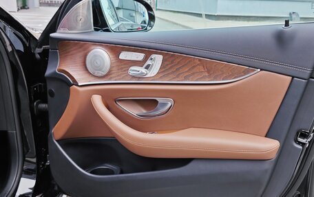 Mercedes-Benz E-Класс, 2022 год, 4 370 000 рублей, 12 фотография