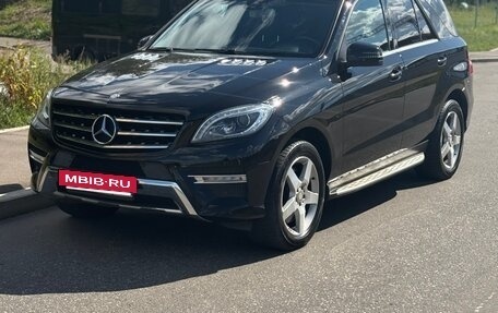 Mercedes-Benz M-Класс, 2013 год, 1 970 000 рублей, 2 фотография