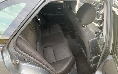 Lexus IS II рестайлинг 2, 2003 год, 1 300 000 рублей, 15 фотография